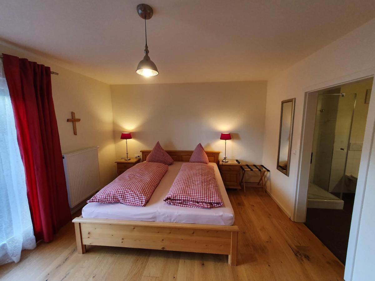 Pension Am Kirschgarten Goessweinstein Luaran gambar