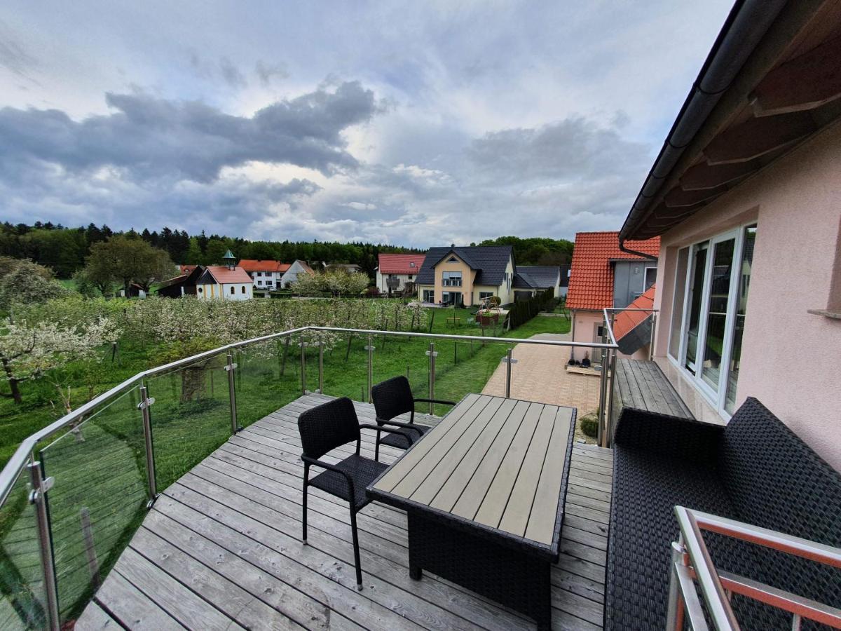 Pension Am Kirschgarten Goessweinstein Luaran gambar