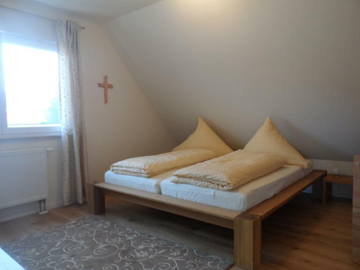 Pension Am Kirschgarten Goessweinstein Luaran gambar